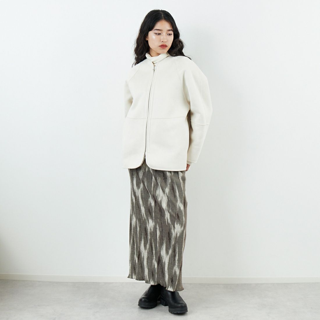 Jeans Factory Clothes [ジーンズファクトリークローズ] リバーシブルボアショートコート [4110101] 950 IVORY &&モデル身長：162cm 着用サイズ：F&&