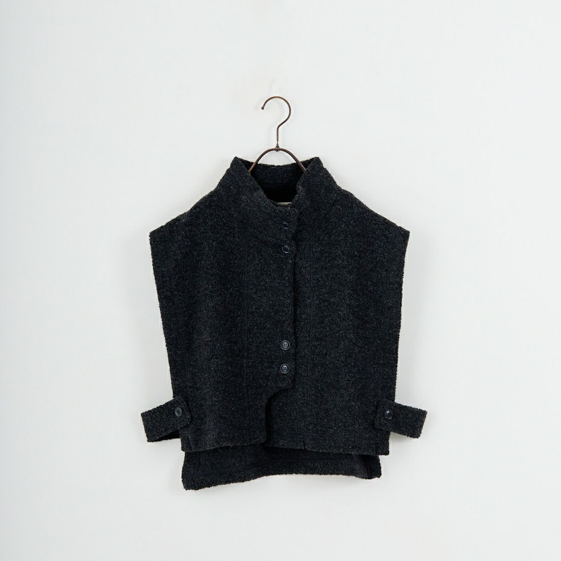 tumugu: [ツムグ] シープパイルベスト [TC25318] 88 CHARCOA