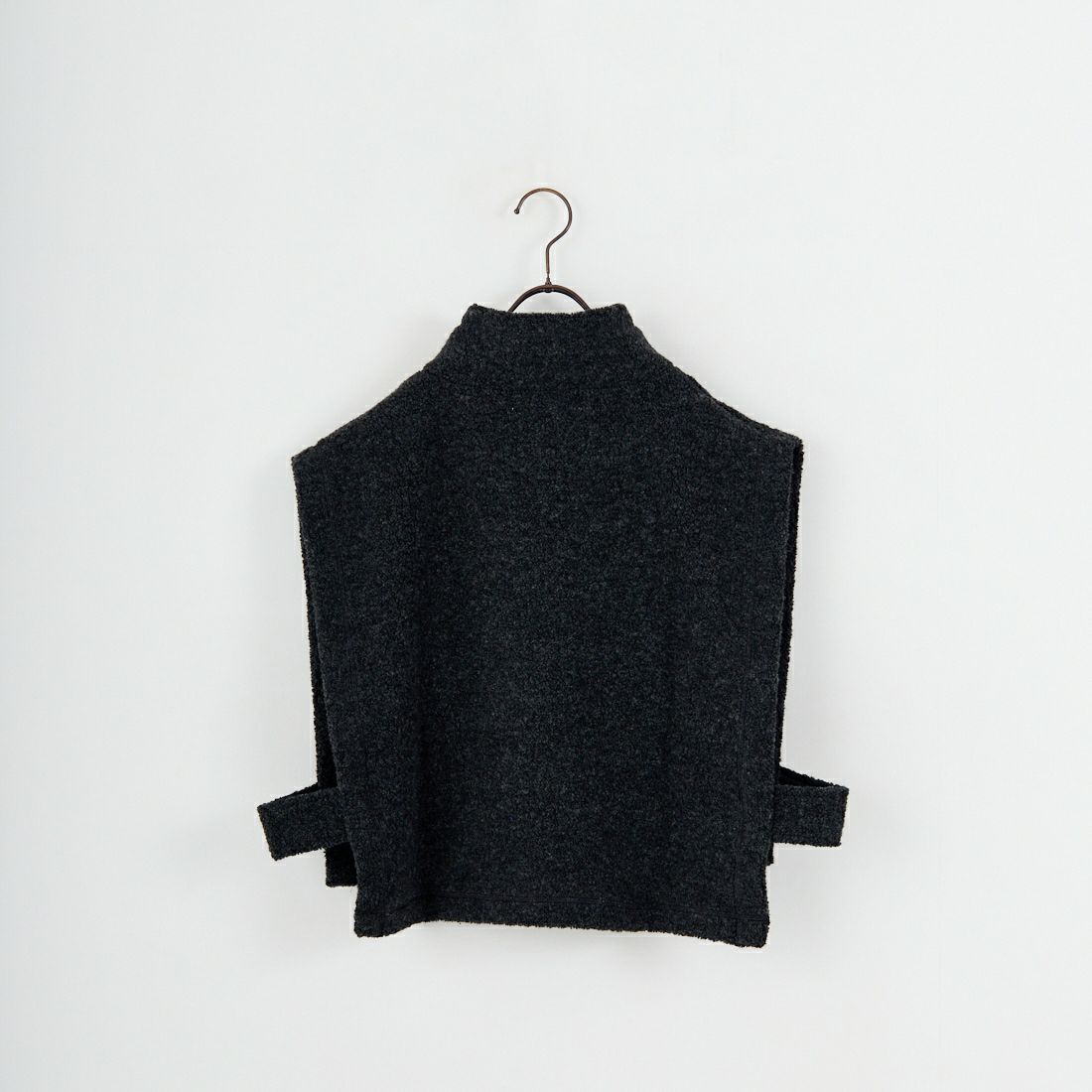 tumugu: [ツムグ] シープパイルベスト [TC25318] 88 CHARCOA