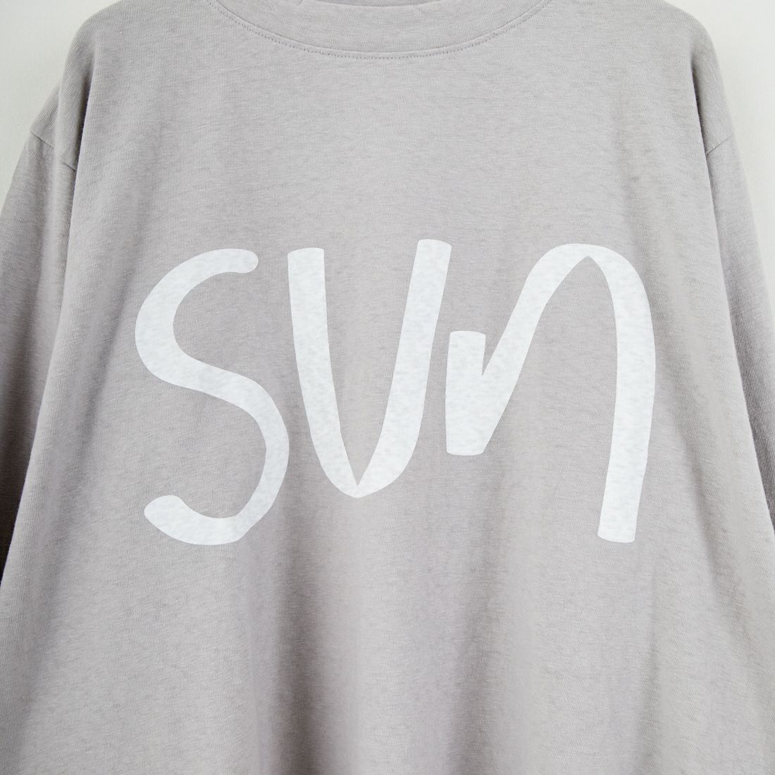 tumugu: [ツムグ] ラフィ天竺 長袖プリントTシャツ [TC25401] 80 L.GRAY