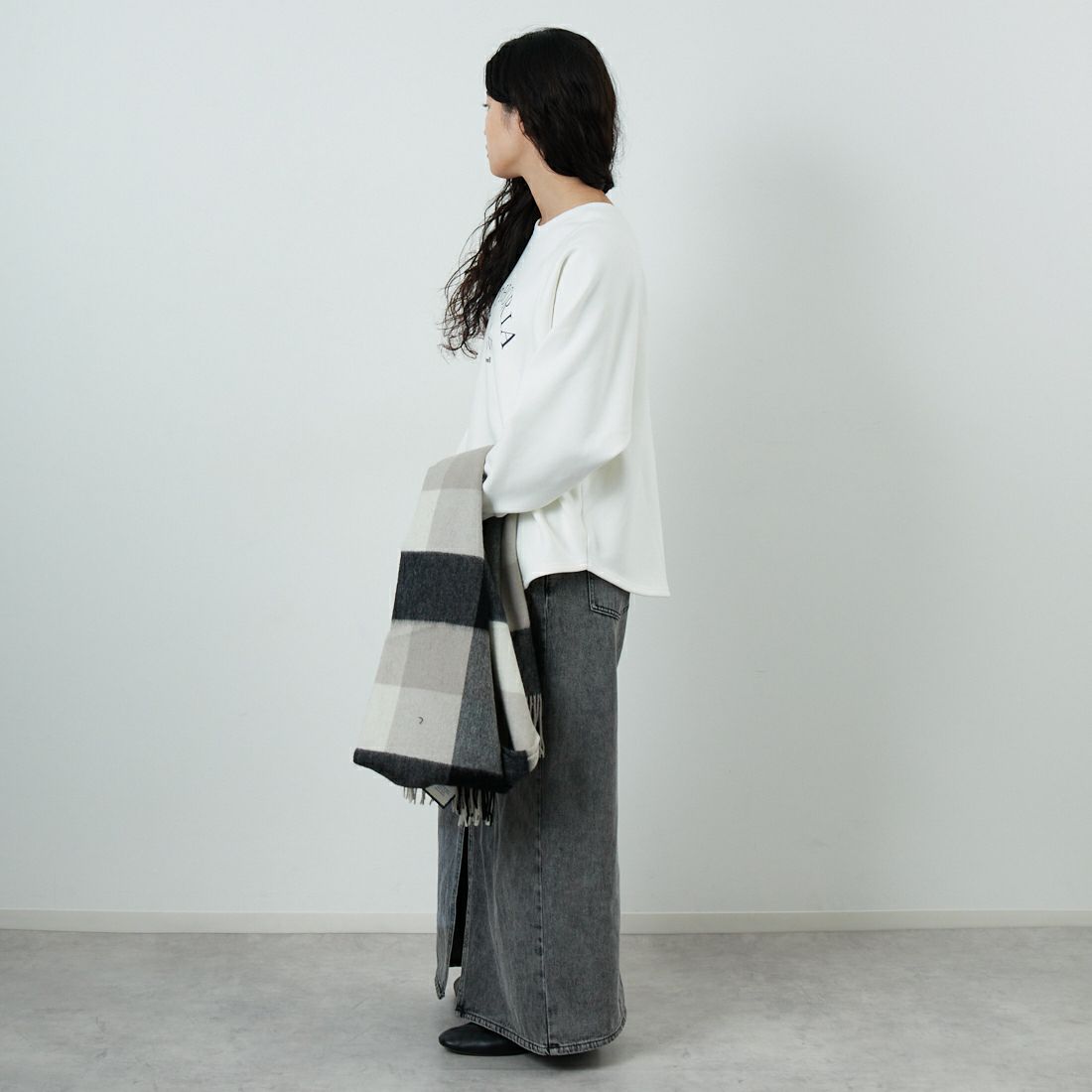 Jf Ready Made [ジェイエフレディメイド] 裏起毛プリントプルオーバー [3109151] 104 ｵﾌ &&モデル身長：162cm 着用サイズ：F&&