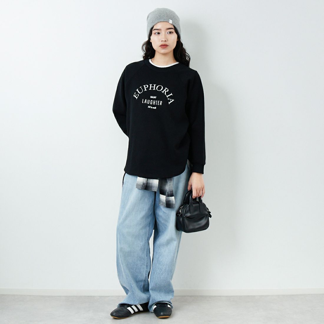 Jf Ready Made [ジェイエフレディメイド] 裏起毛プリントプルオーバー [3109151] 801 ﾌﾞﾗｯｸ &&モデル身長：162cm 着用サイズ：F&&