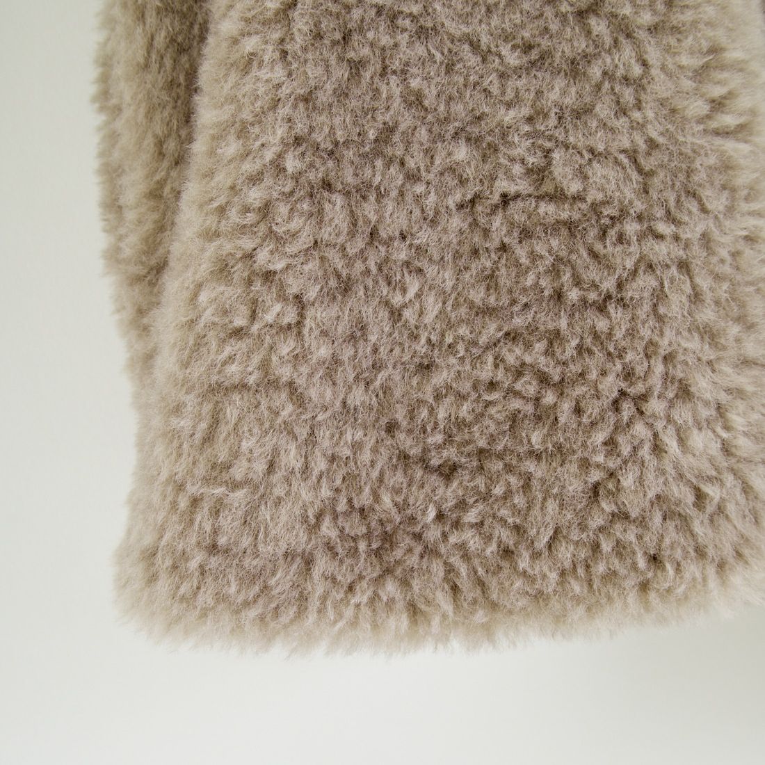 MICA&DEAL [マイカアンドディール] スタンドカラーボアブルゾン [0125406330] GREIGE