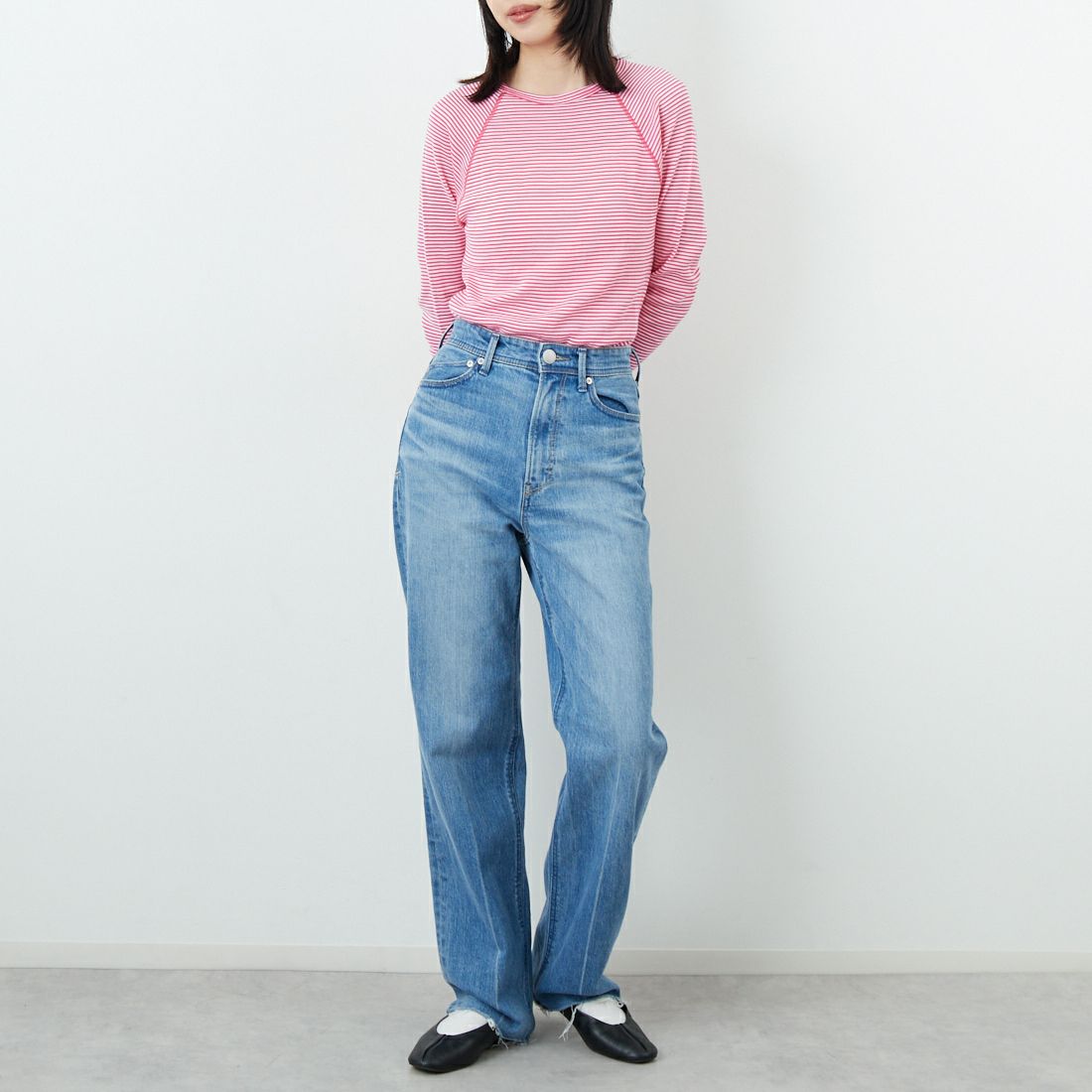 WILDERNESS WEAR [ウィルダネスウェア] ポリプロピレン ロングスリーブボーダーTシャツ [POLYPRO190-LS-CR-ST] PINK/WHITE &&モデル身長：162cm 着用サイズ：S&&