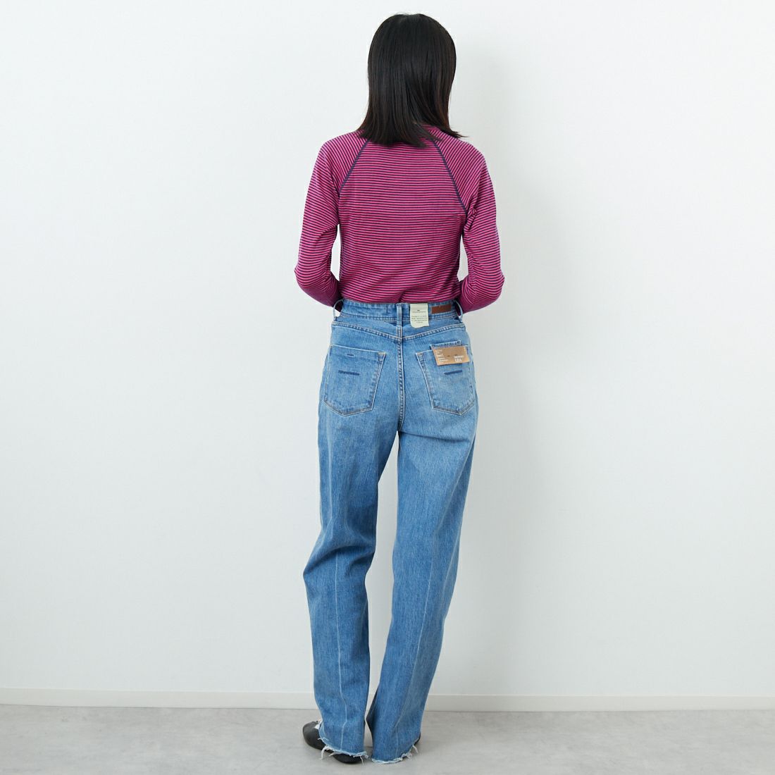 WILDERNESS WEAR [ウィルダネスウェア] ポリプロピレン ロングスリーブボーダーTシャツ [POLYPRO190-LS-CR-ST] NAVY/PINK &&モデル身長：162cm 着用サイズ：S&&