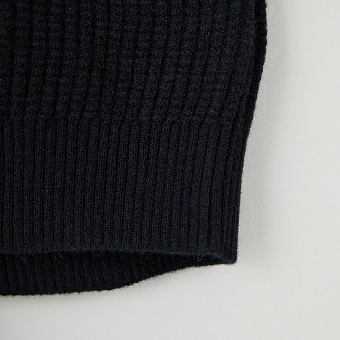 STILL BY HAND [スティルバイハンド] ハイネックプルオーバー [KN04254] BLACK