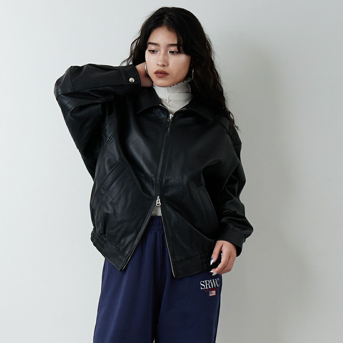 Jeans Factory Clothes [ジーンズファクトリークローズ] ラムボンバージャケット [25413JF] BLACK &&モデル身長：162cm 着用サイズ：S&&