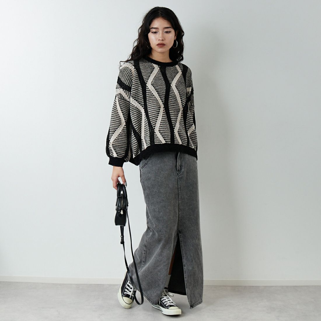 Jf Ready Made [ジェイエフレディメイド] モールヤーン ウェーブジャガードプルオーバー [923-14124] ﾌﾞﾗｯｸ/ﾍﾞｰｼ &&モデル身長：162cm 着用サイズ：F&&