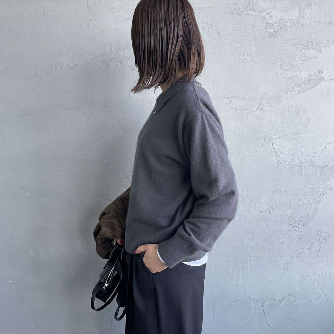 mizuiro ind [ミズイロインド] ハイゲージ襟付きプルオーバー [4-220099] 92 D.GRAY &&モデル身長：159cm 着用サイズ：F&&