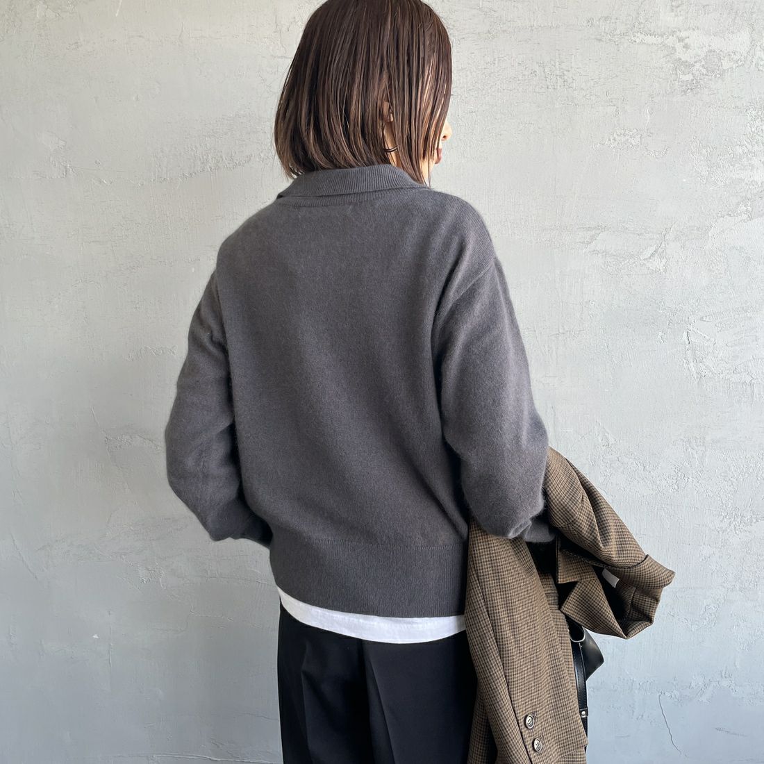 mizuiro ind [ミズイロインド] ハイゲージ襟付きプルオーバー [4-220099] 92 D.GRAY &&モデル身長：159cm 着用サイズ：F&&