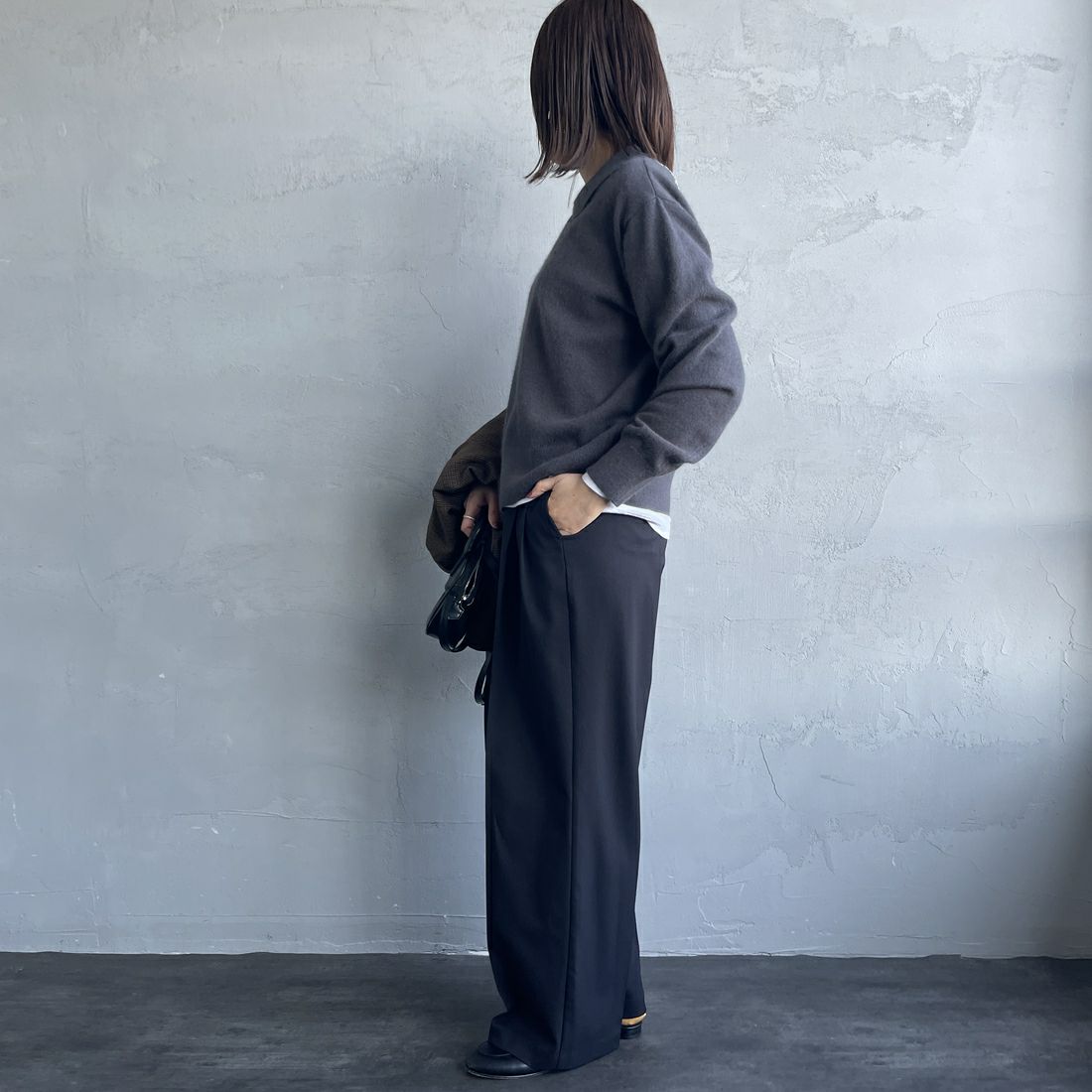 mizuiro ind [ミズイロインド] ハイゲージ襟付きプルオーバー [4-220099] 92 D.GRAY &&モデル身長：159cm 着用サイズ：F&&