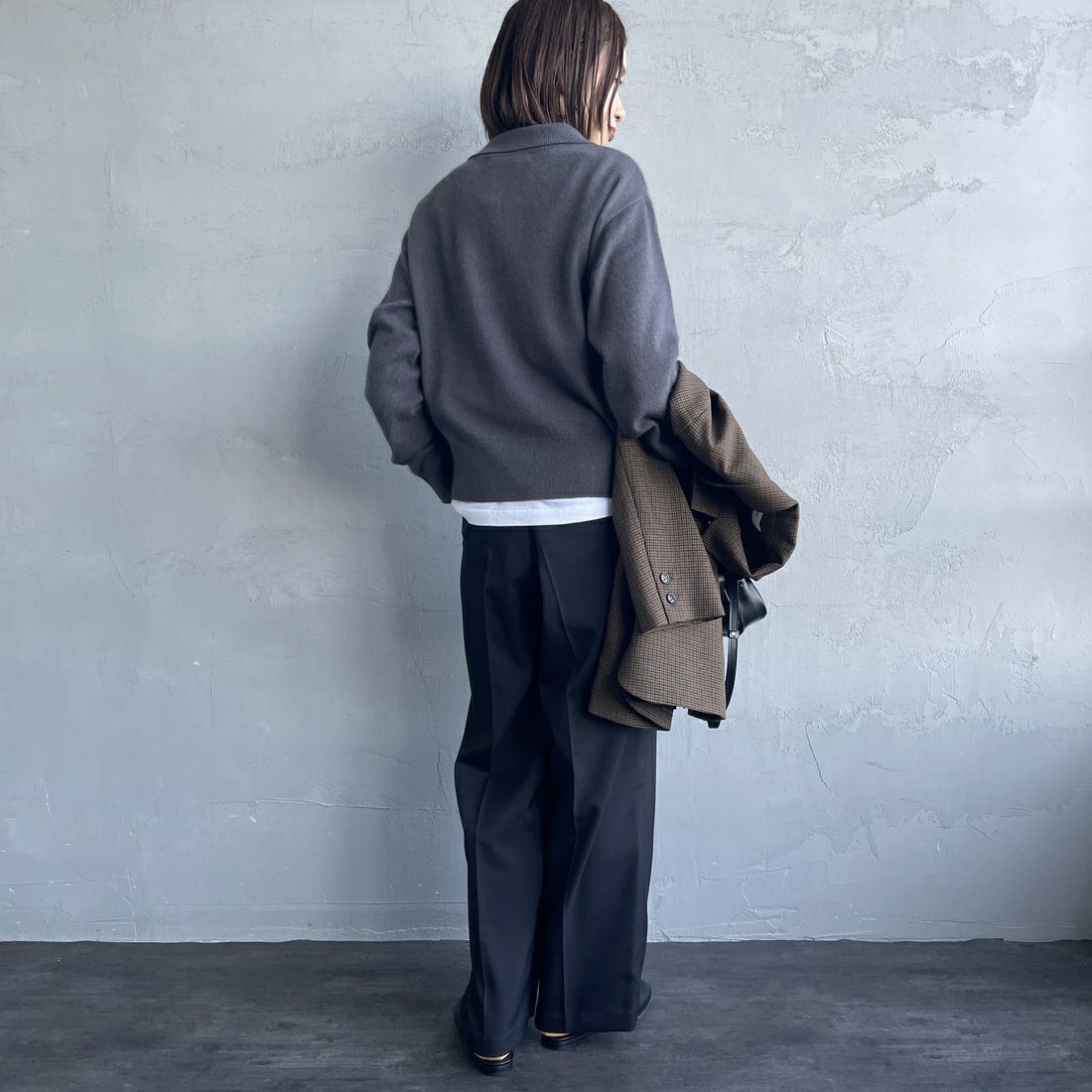 mizuiro ind [ミズイロインド] ハイゲージ襟付きプルオーバー [4-220099] 92 D.GRAY &&モデル身長：159cm 着用サイズ：F&&