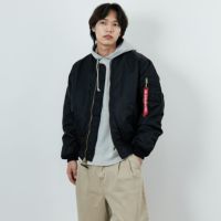 BLACK&&モデル身長：179cm 着用サイズ：L&&