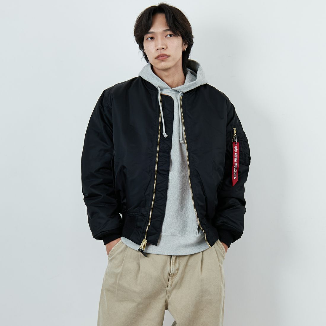 ALPHA [アルファ] MA-1フライトジャケット [MJM21000C1] BLACK &&モデル身長：179cm 着用サイズ：L&&