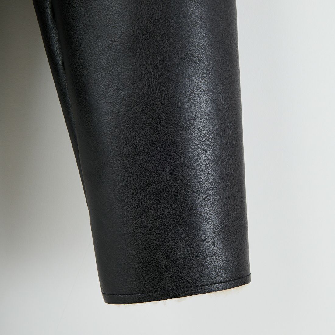 anuke [アンヌーク] ボア フライトジャケット [62520203] BLK