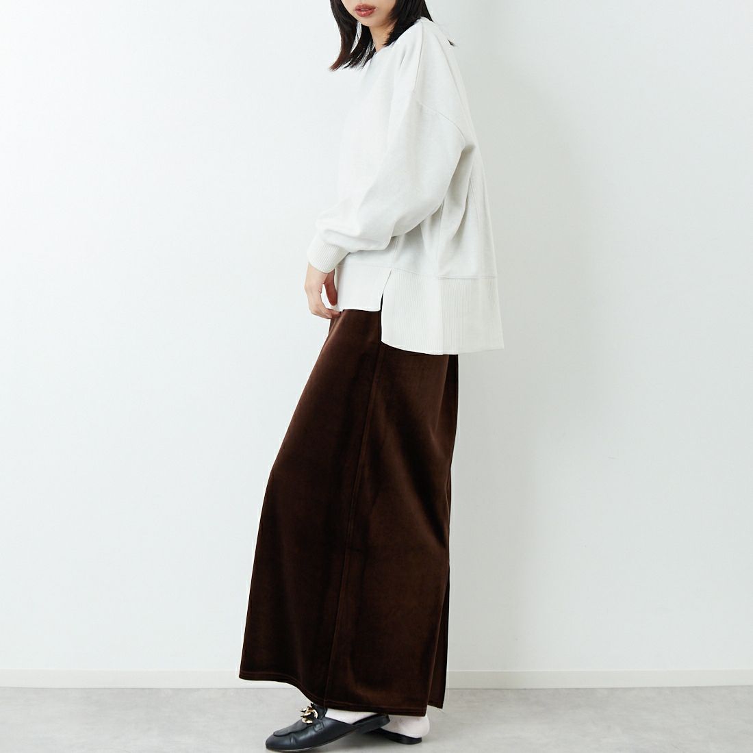 Jf Ready Made [ジェイエフレディメイド] 圧縮起毛サイド切替プルオーバー [3225750] ｱｲﾎﾞﾘｰ &&モデル身長：162cm 着用サイズ：F&&