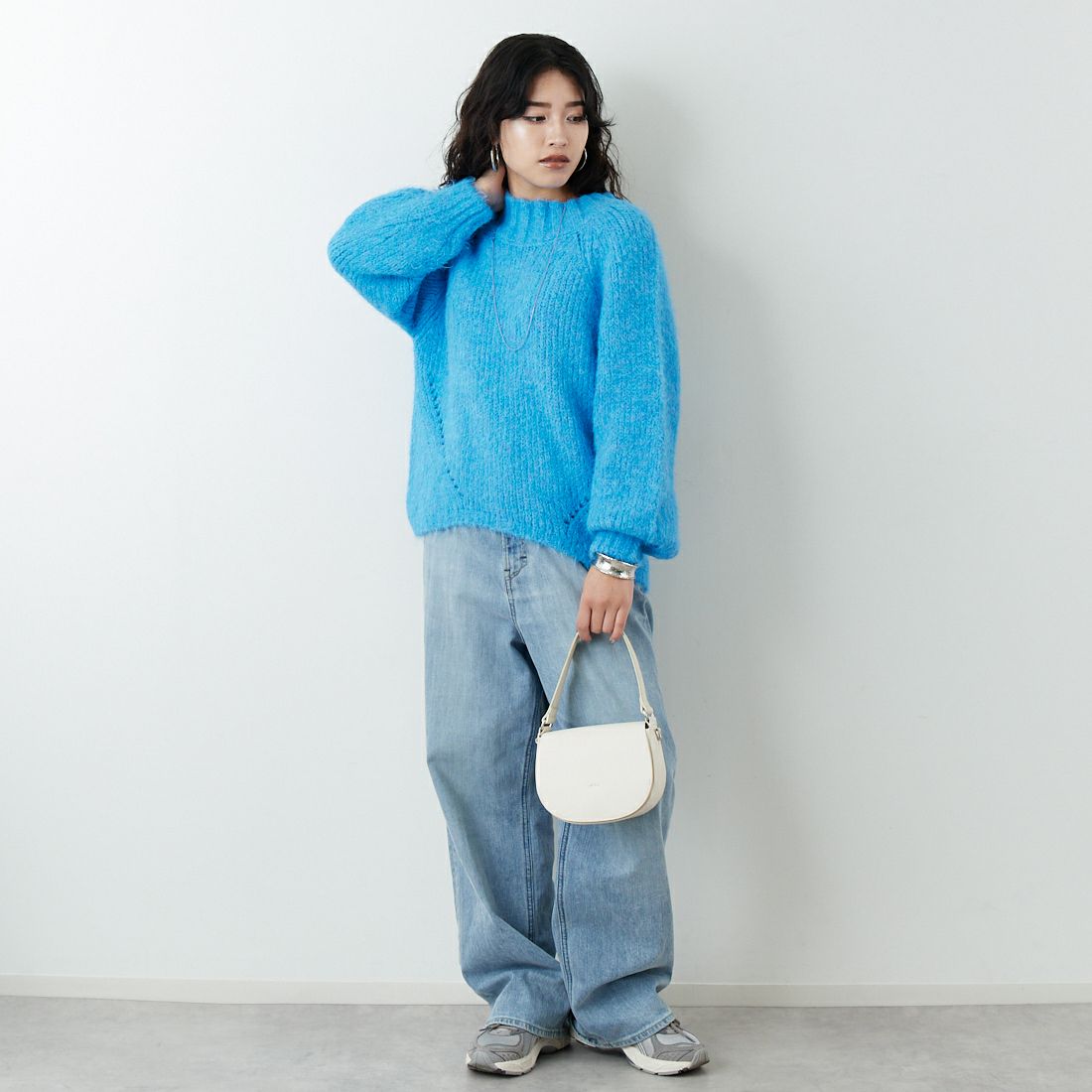 Jf Ready Made [ジェイエフレディメイド] 圧縮起毛ワイドネックプルオーバー [3225466] ﾌﾞﾙｰ &&モデル身長：162cm 着用サイズ：F&&