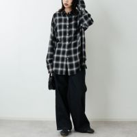 チェックオーバーシャツemmi ブラック　新作 チェックオーバーシャツ(シャツ・ブラウス)｜トップス｜emmi（エミ）の