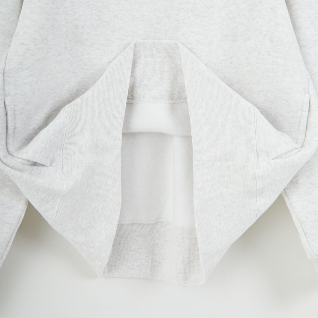 Americana [アメリカーナ] ボリュームスリーブ クルーネックスウェット [BRF-797A-1] ｱｯｼｭ