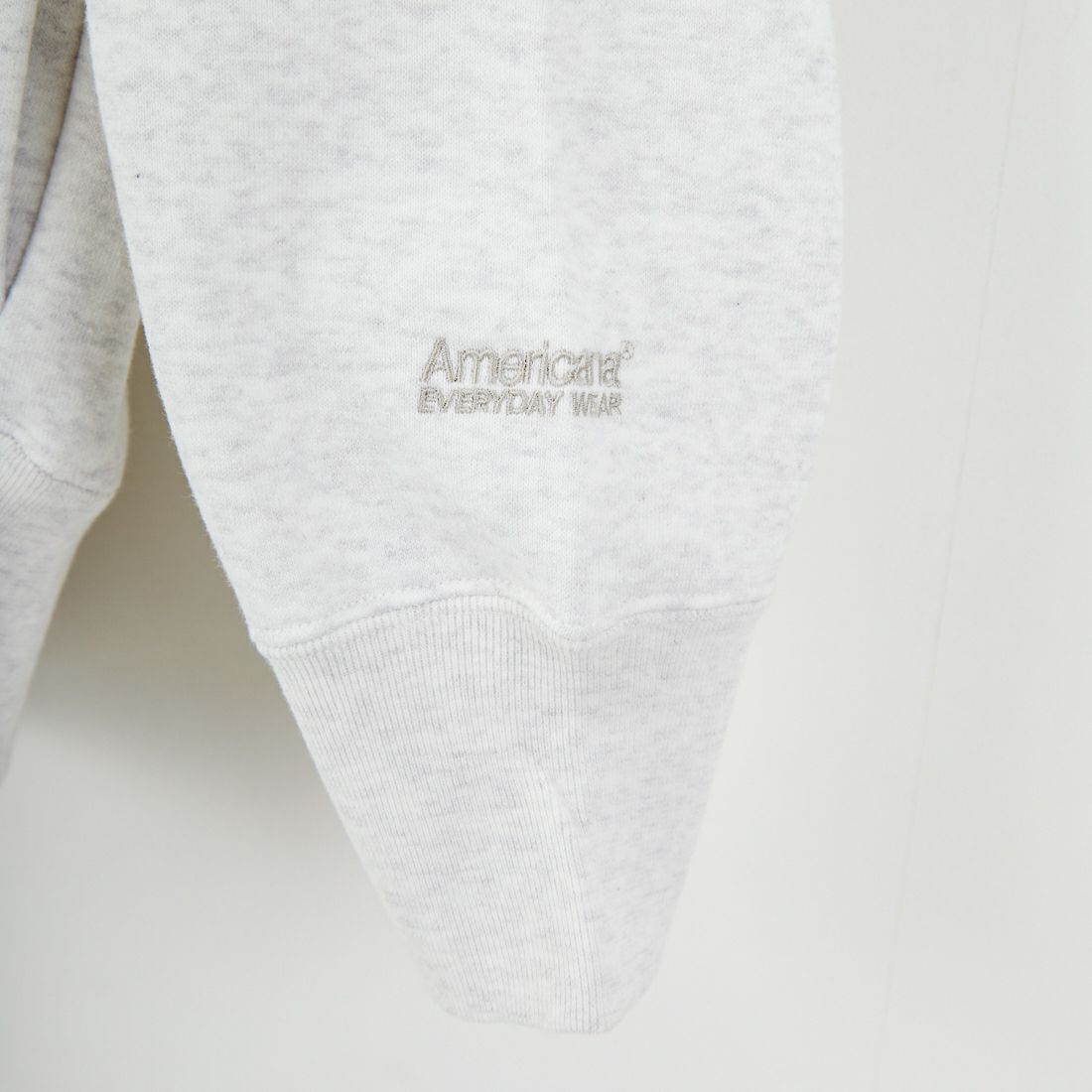 Americana [アメリカーナ] ボリュームスリーブ クルーネックスウェット [BRF-797A-2] ｱｯｼｭ