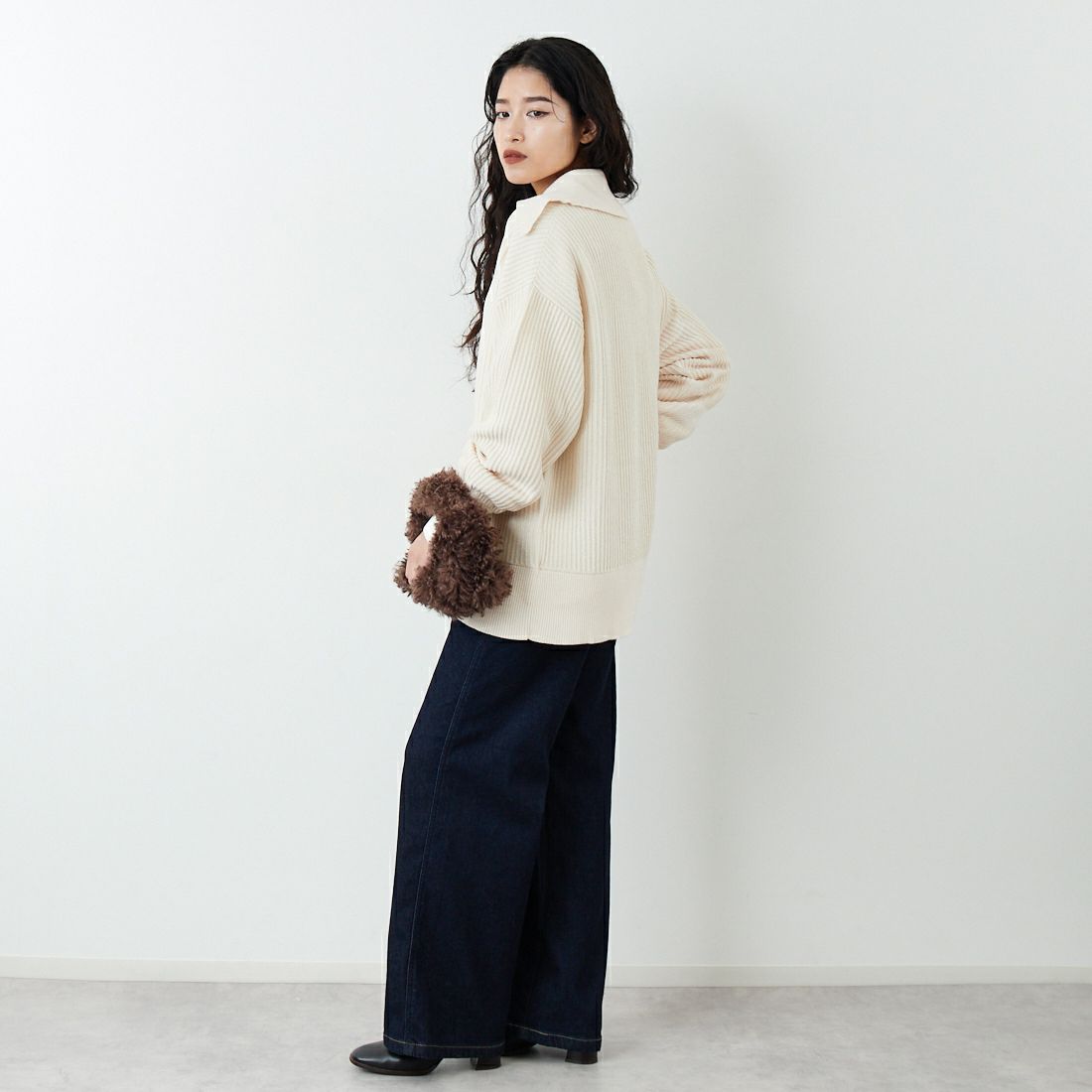 RIM.ARK [リムアーク] ベーシックカラーリブプルオーバー [460JSL70-2271] IVOY &&モデル身長：162cm 着用サイズ：F&&