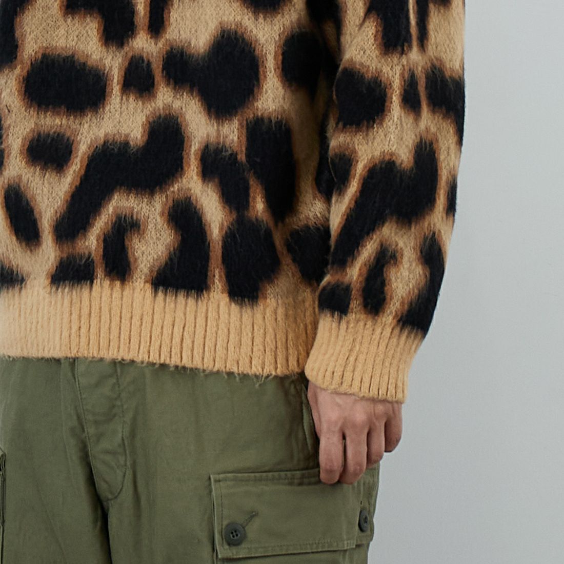 33Degrees [サーティスリーディグリーズ] バルキージャカードクルーネックニット [TDS-254-032] BRNﾚｵﾊﾟｰﾄﾞ &&モデル身長：179cm 着用サイズ：M&&