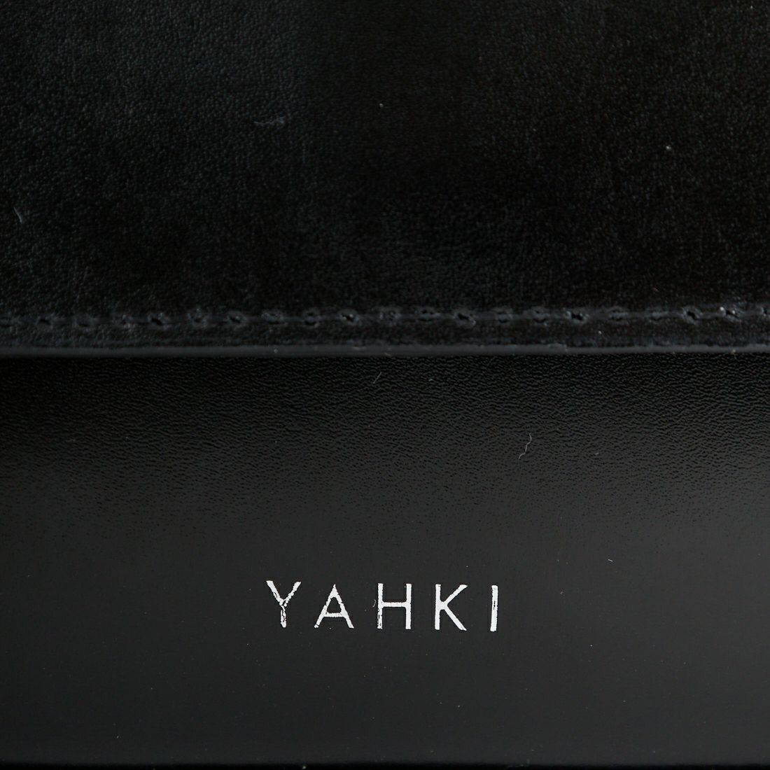 YAHKI [ヤーキ] レザークロスボディバッグ [YH-768] BLACK