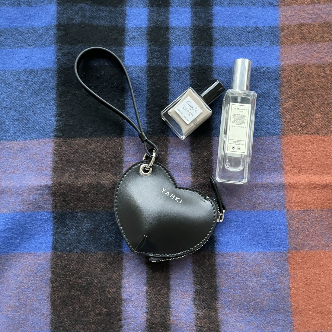 YAHKI [ヤーキ] ハートレザーマルチケース [YH-640C] BLACK