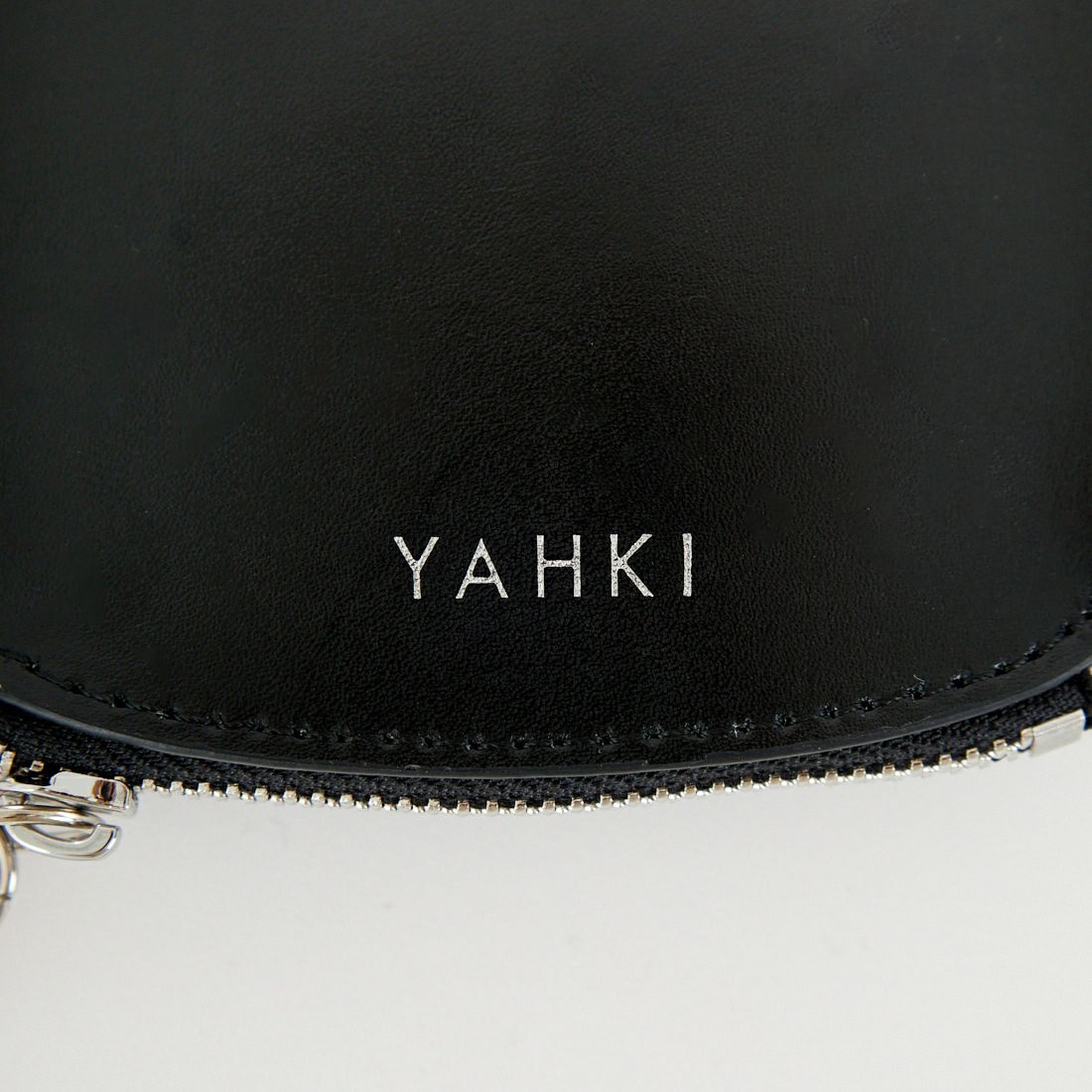 YAHKI [ヤーキ] キャットレザーマルチケース [YH-678C] BLACK