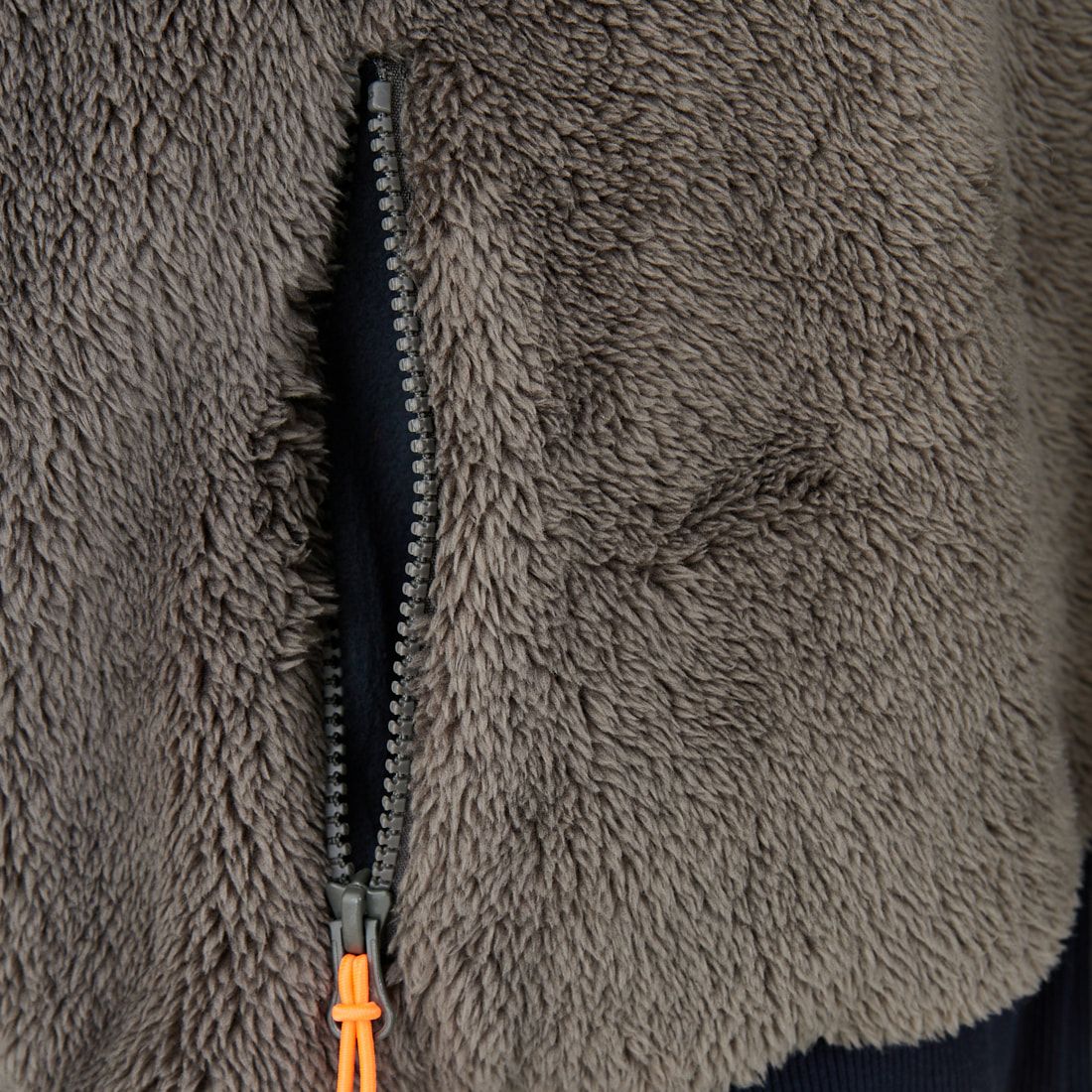 UNIVERSAL OVERALL [ユニバーサルオーバーオール] 別注 ボアフリース ボンバージャケット [U2531400IN-JF] CHARCOAL