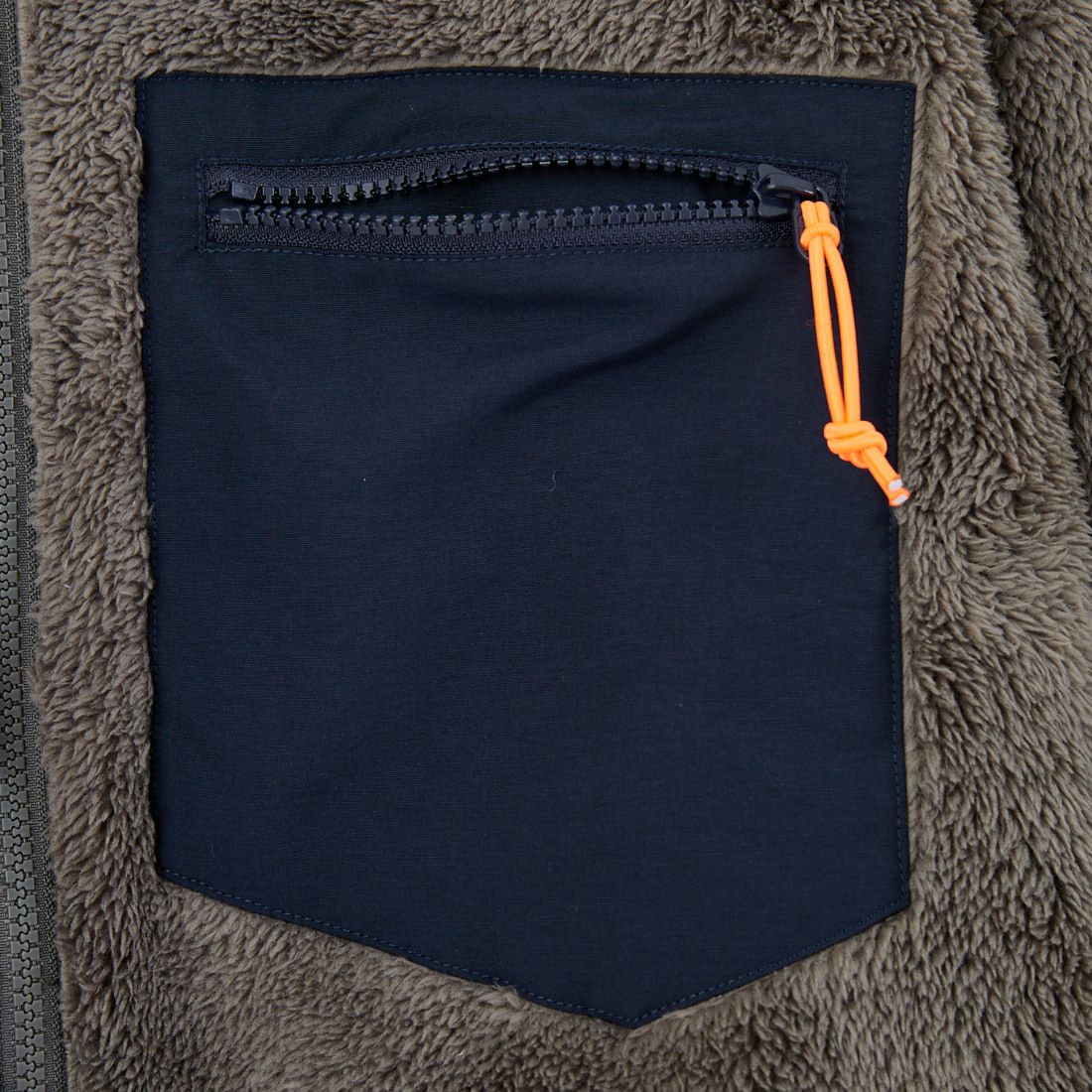 UNIVERSAL OVERALL [ユニバーサルオーバーオール] 別注 ボアフリース ボンバージャケット [U2531400IN-JF] CHARCOAL