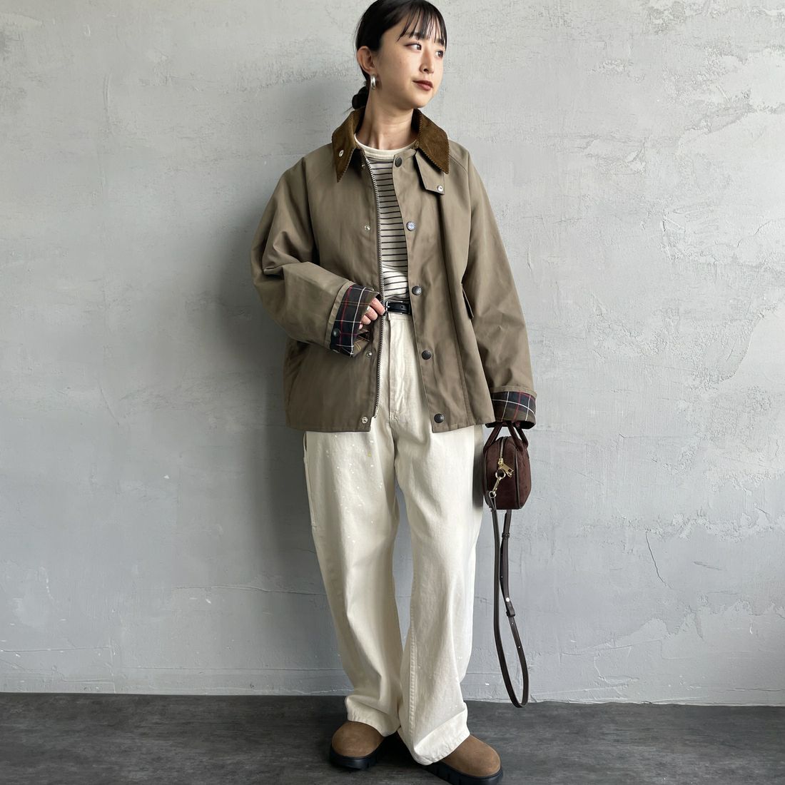 Barbour [バブアー] 別注 BORROWDALE ボロウデイルジャケット [261MCAS237-JF] KHAKI &&モデル身長：150cm 着用サイズ：34&&