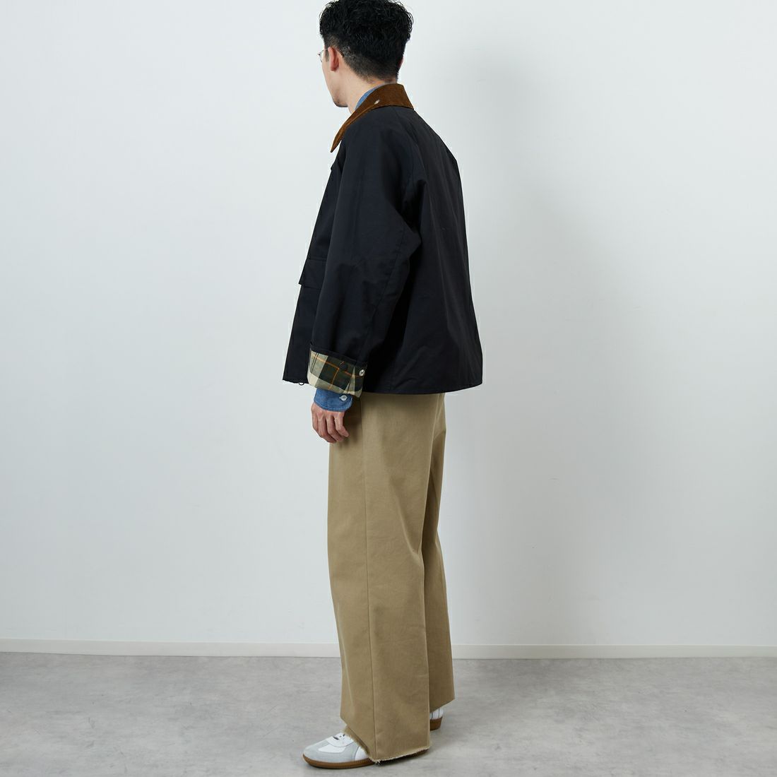 Barbour [バブアー] 別注 BORROWDALE ボロウデイルジャケット [261MCAS237-JF] BLACK &&モデル身長：168cm 着用サイズ：38&&