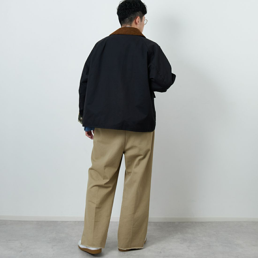 Barbour [バブアー] 別注 BORROWDALE ボロウデイルジャケット [261MCAS237-JF] BLACK &&モデル身長：168cm 着用サイズ：38&&