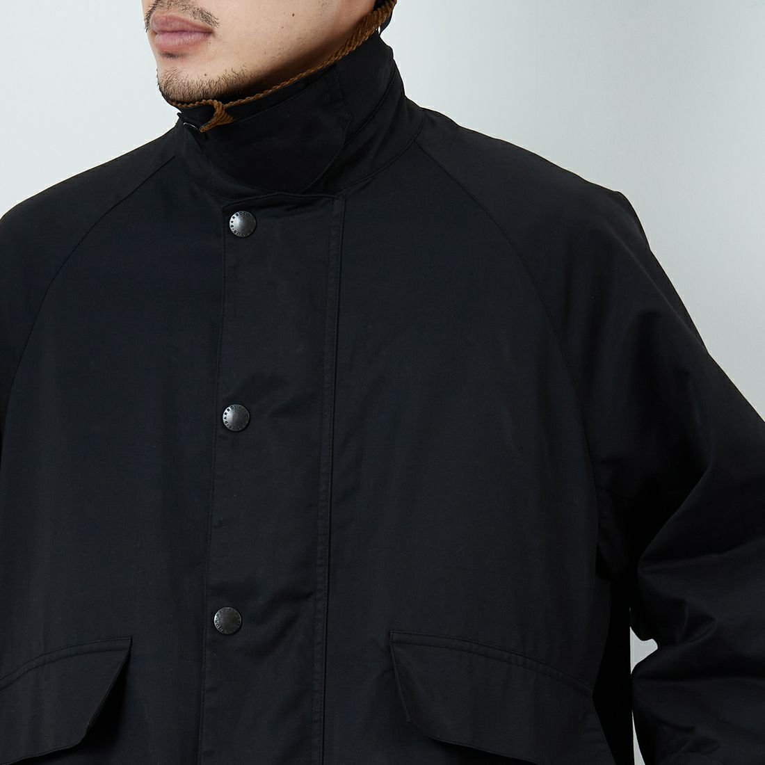 Barbour [バブアー] 別注 BORROWDALE ボロウデイルジャケット [261MCAS237-JF] BLACK &&モデル身長：168cm 着用サイズ：38&&