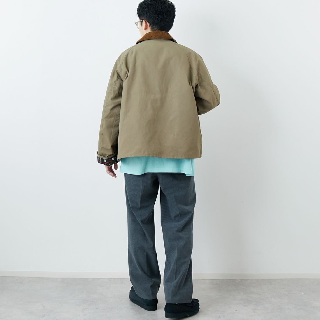 Barbour [バブアー] 別注 BORROWDALE ボロウデイルジャケット [261MCAS237-JF] KHAKI &&モデル身長：168cm 着用サイズ：38&&