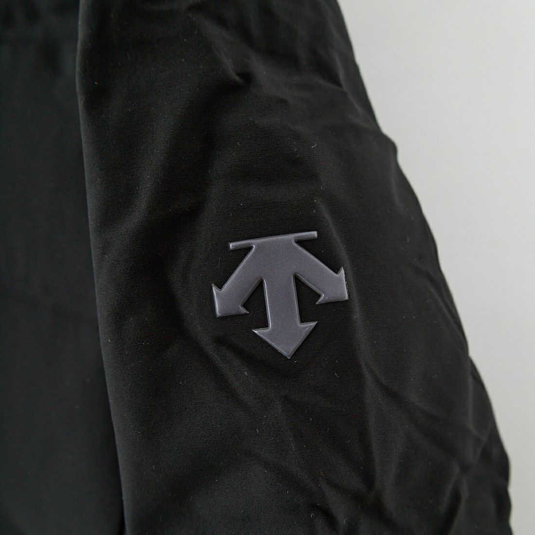 DESCENTE ALLTERRAIN [デサントオルテライン] 水沢ダウン アンカーハーフコート [DU5FDJM3L] BK00