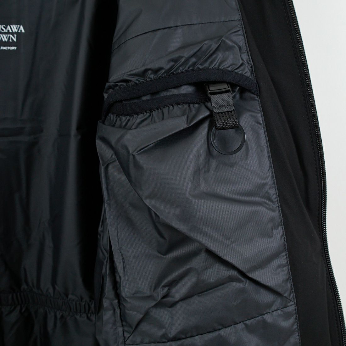 DESCENTE ALLTERRAIN [デサントオルテライン] 水沢ダウン アンカーハーフコート [DU5FDJM3L] BK00