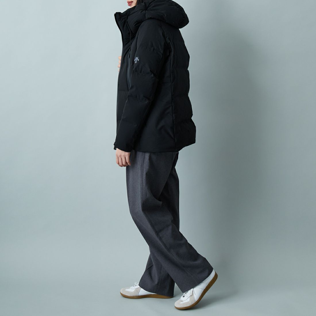 DESCENTE ALLTERRAIN [デサントオルテライン] 水沢ダウン マウンテニア [DU5FDJM1L] BK00 &&モデル身長：162cm 着用サイズ：M&&
