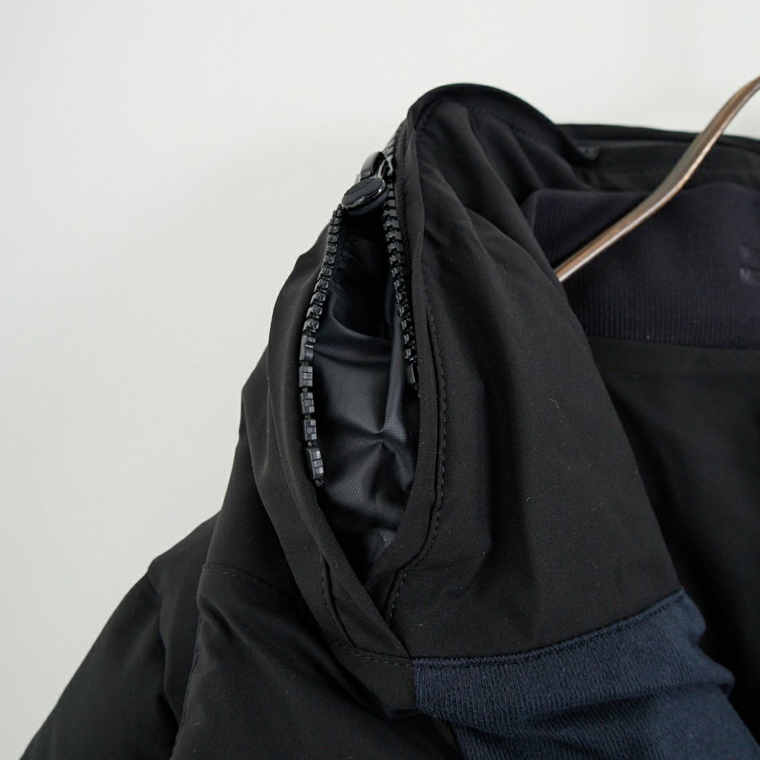 DESCENTE ALLTERRAIN [デサントオルテライン] 水沢ダウン マウンテニア [DU5FDJM1L] BK00