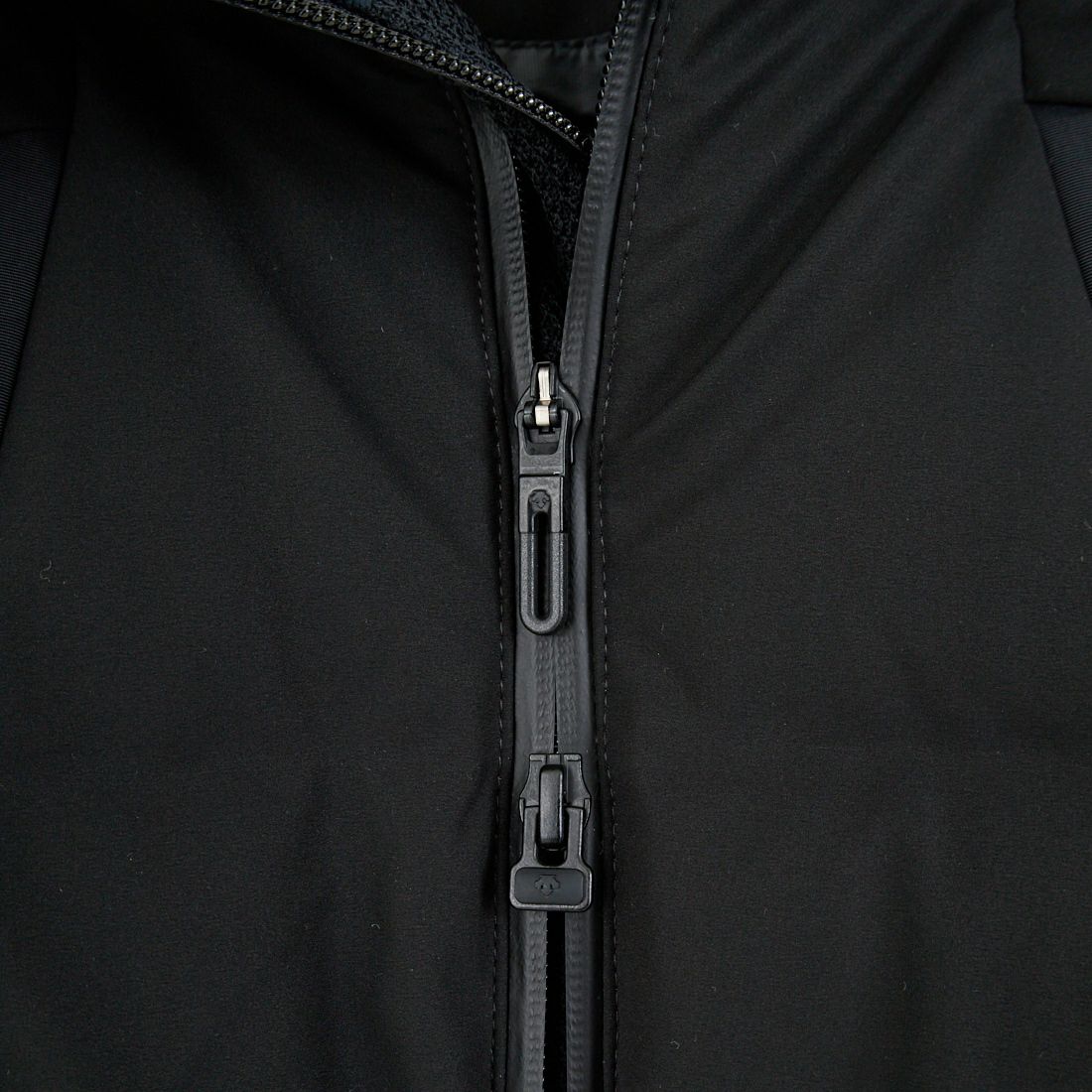 DESCENTE ALLTERRAIN [デサントオルテライン] 水沢ダウン マウンテニア [DU5FDJM1L] BK00