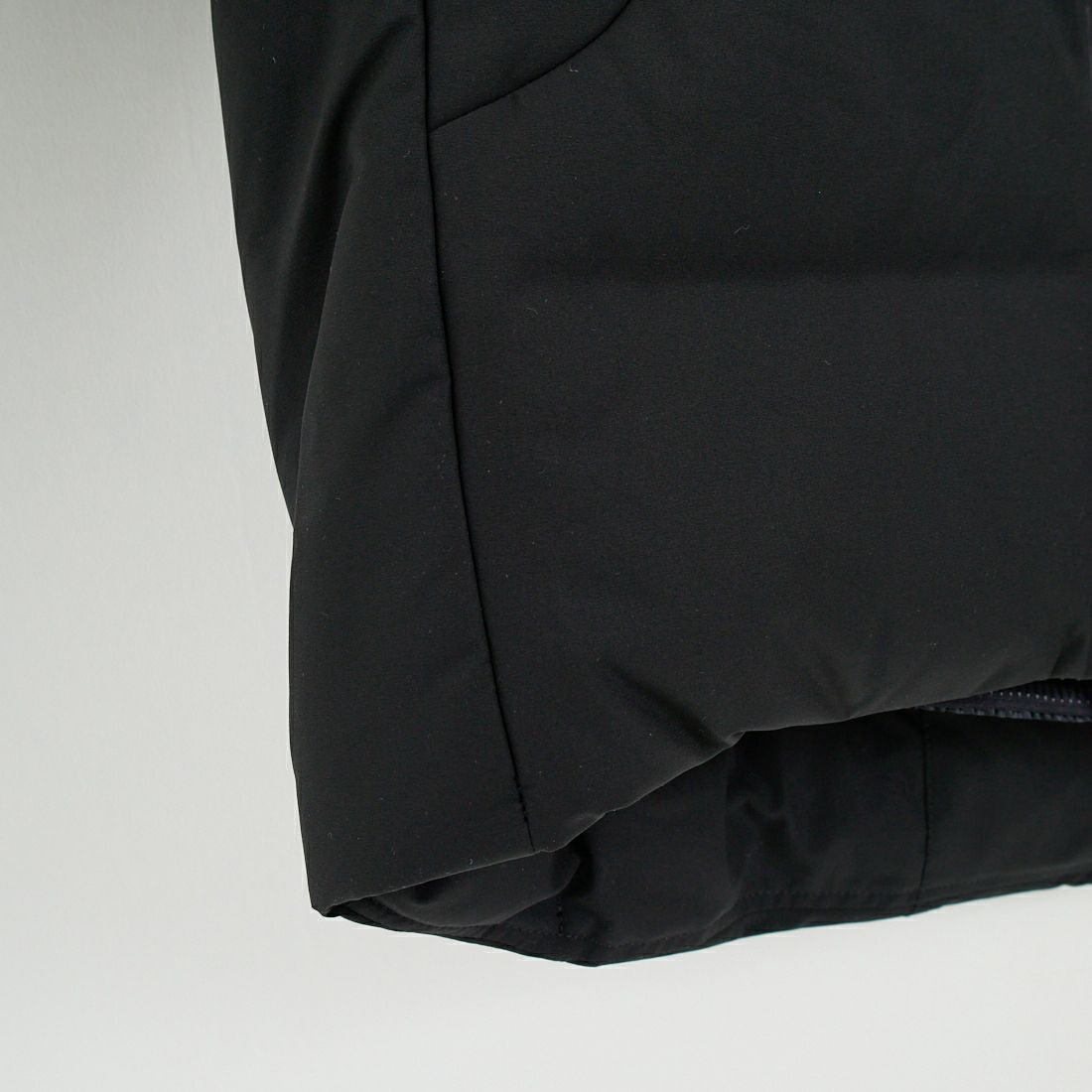 DESCENTE ALLTERRAIN [デサントオルテライン] 水沢ダウン マウンテニア [DU5FDJM1M] BK00