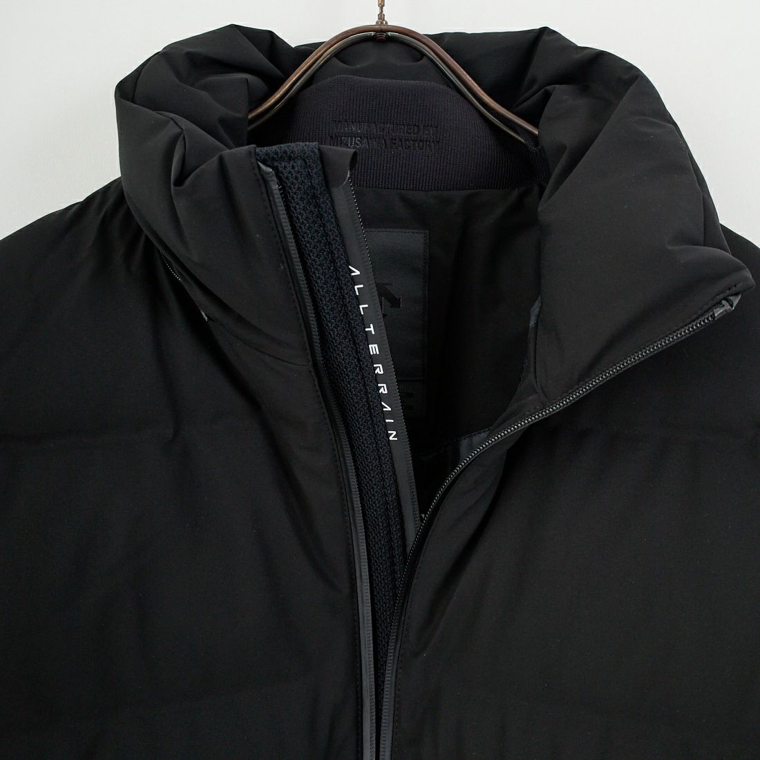 DESCENTE ALLTERRAIN [デサントオルテライン] 水沢ダウン アンカー [DU5FDJM3M] BK00