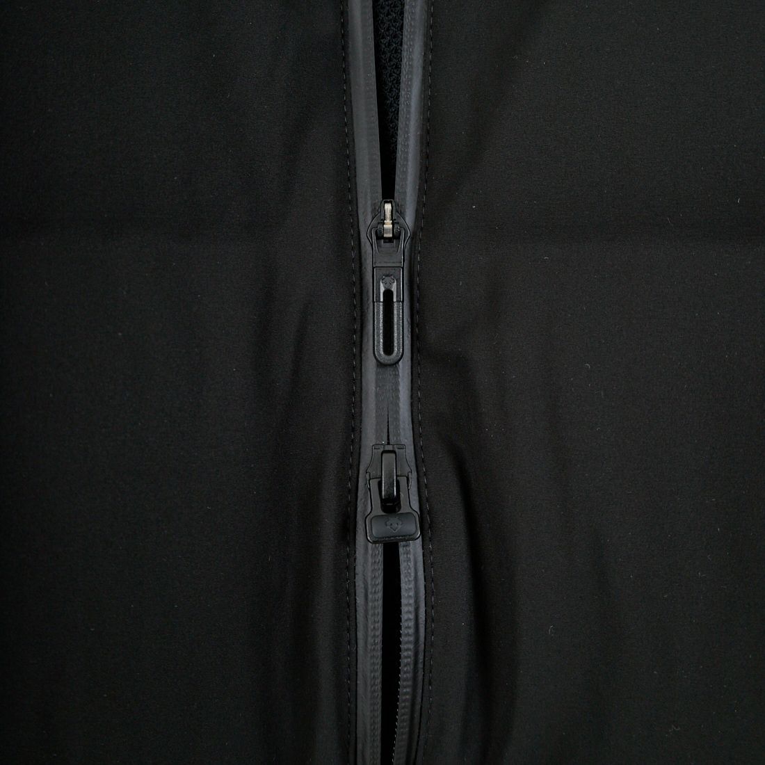 DESCENTE ALLTERRAIN [デサントオルテライン] 水沢ダウン アンカー [DU5FDJM3M] BK00