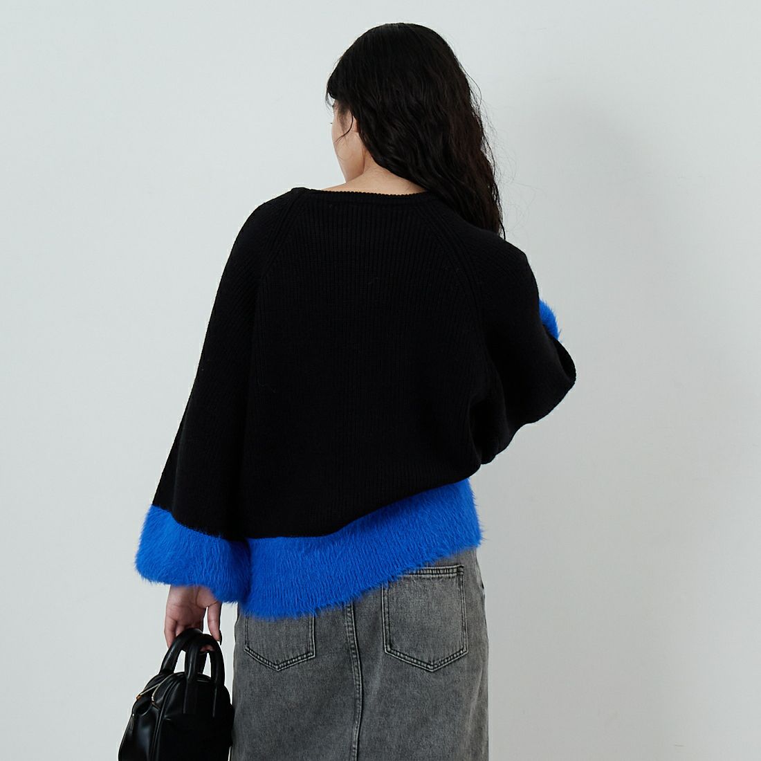 Jf Ready Made [ジェイエフレディメイド] 配色ポイントシャギーニット [986-14185] 09 ﾌﾞﾗｯｸ &&モデル身長：162cm 着用サイズ：F&&