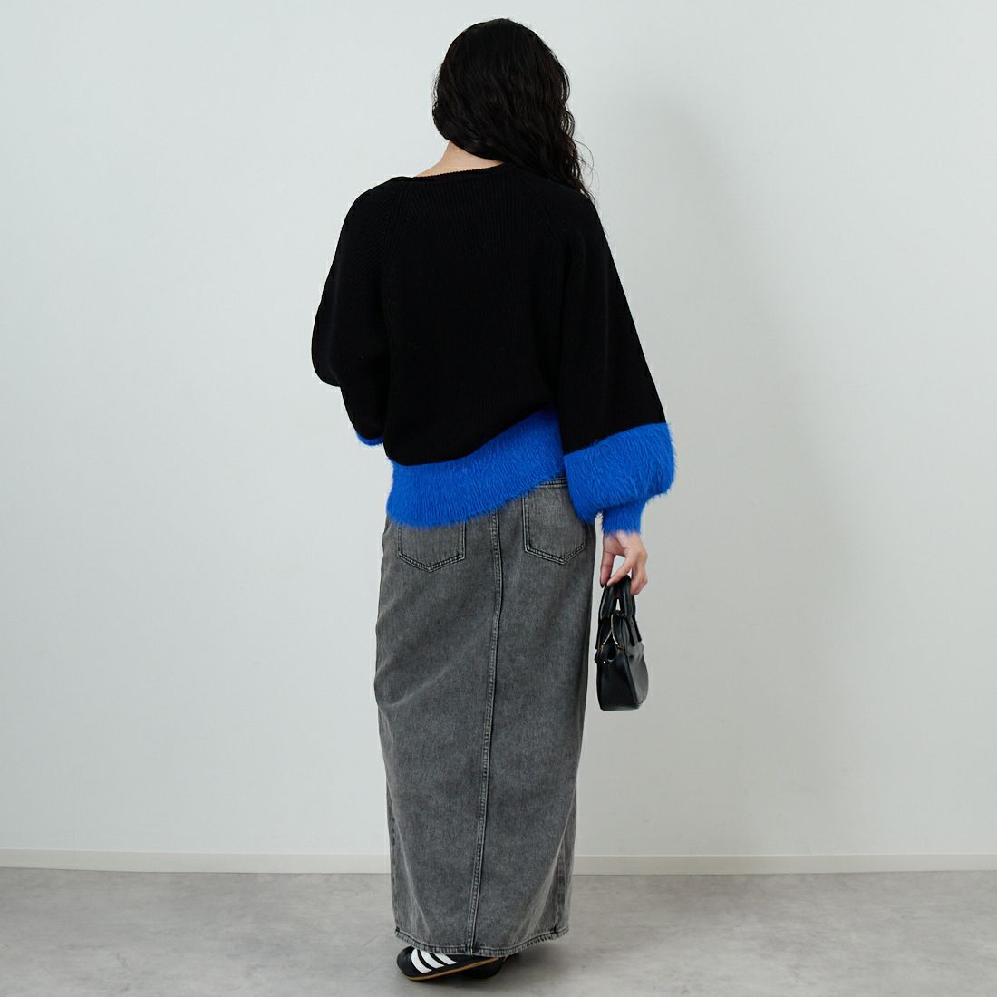 Jf Ready Made [ジェイエフレディメイド] 配色ポイントシャギーニット [986-14185] 09 ﾌﾞﾗｯｸ &&モデル身長：162cm 着用サイズ：F&&