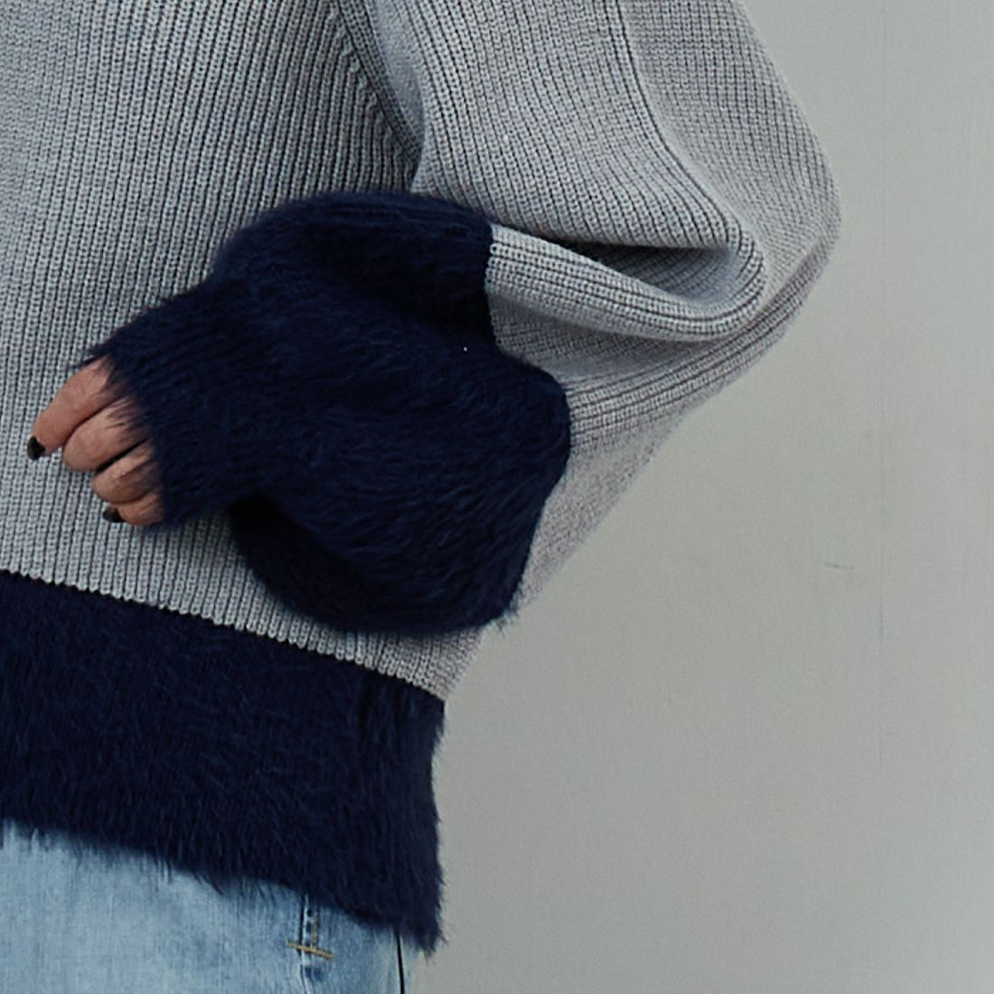 Jf Ready Made [ジェイエフレディメイド] 配色ポイントシャギーニット [986-14185] 05 ﾓｸｸﾞﾚｰ &&モデル身長：162cm 着用サイズ：F&&