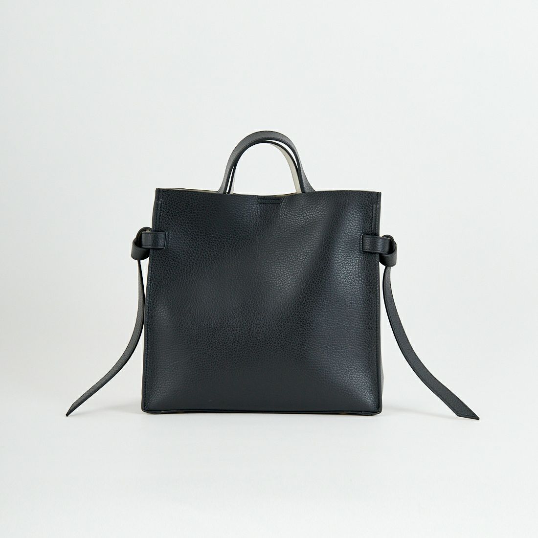 VIOLAd'ORO [ヴィオラドーロ] TRERO サイドベルトレザートートバッグ [V-1619] BLACK/GRAY