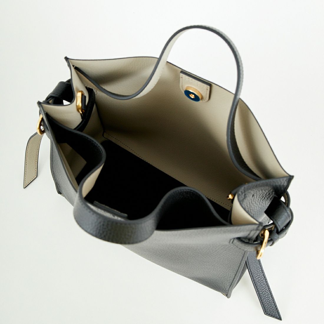 VIOLAd'ORO [ヴィオラドーロ] TRERO サイドベルトレザートートバッグ [V-1619] BLACK/GRAY