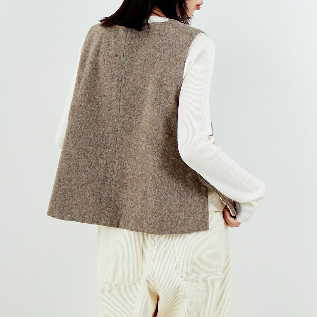 tumugu: [ツムグ] エコウールモッサベスト [TB25419] 17 MOCHA &&モデル身長：162cm 着用サイズ：F&&